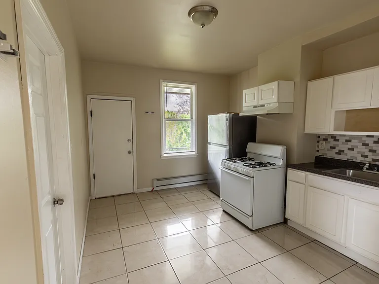 154 Taylor St #3 — Photo 17