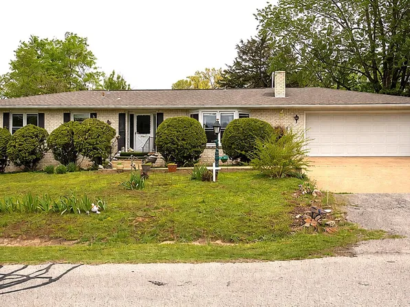 909 Dixie St, Mountain Home, AR 72653