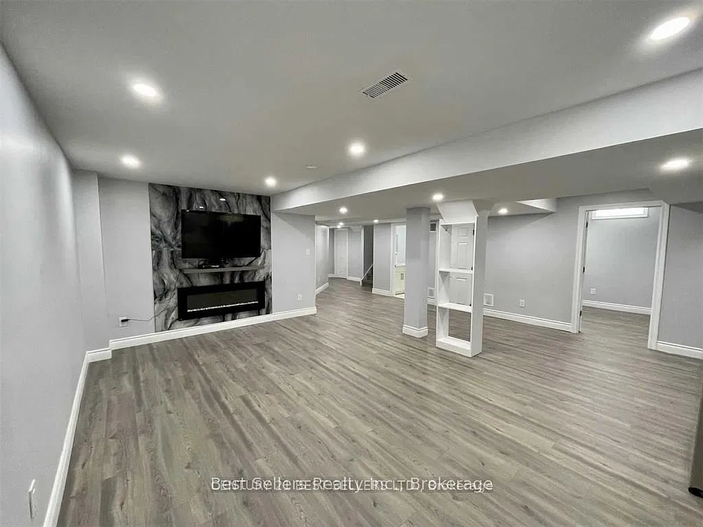 2 bed, $2,200 — Photo 4