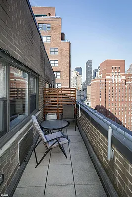 Sold by Citi Habitats | media 9