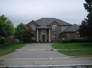 2404 High Meadow Rd, Naperville, IL 60564