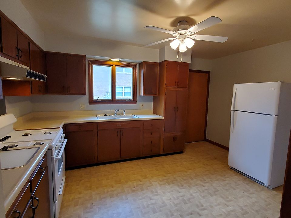 Kitchen - View from the Living Room doorway