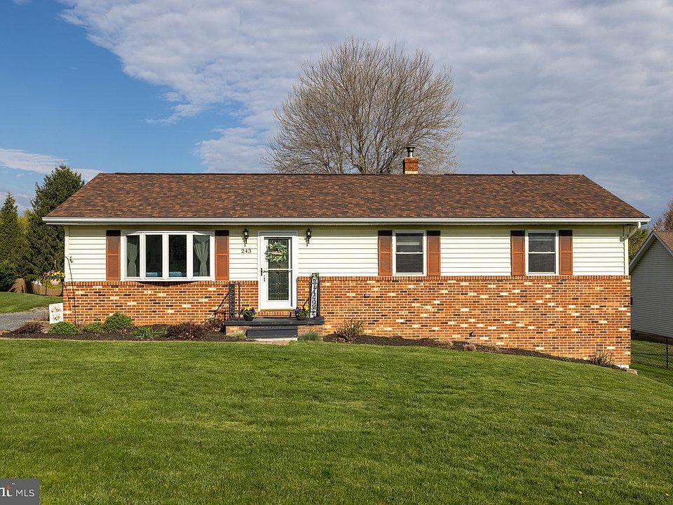 1st image of 243 Massanutten Dr