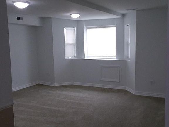 5th image of 7653 W 62nd Pl #B