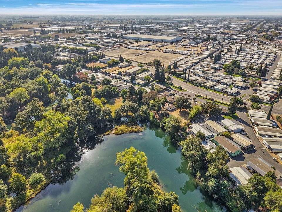 1st image of 17 Rio Vista Dr