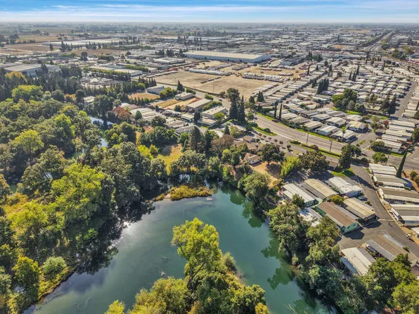17 Rio Vista Dr, Lodi, CA 95240