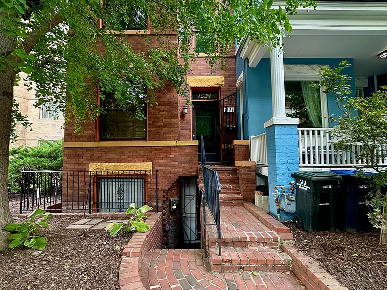 1539 Monroe St NW #3 — Photo 19