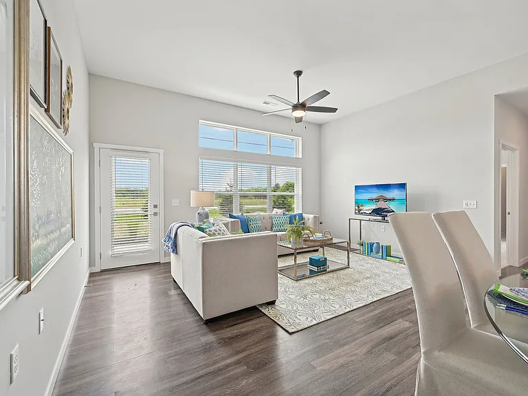 1 Bedroom | Living & Dining Room