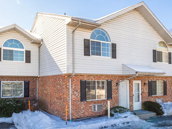 975 Meriden Road APT 5, Waterbury, CT 06705