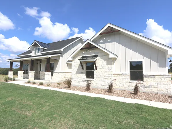 113 HONDO RIDGE, La Vernia, TX 78121