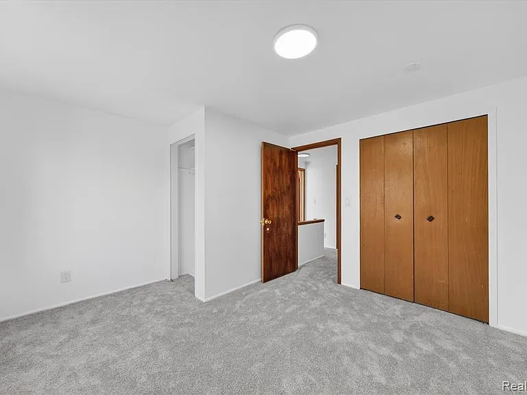 11616 Lynch Ct — Photo 7