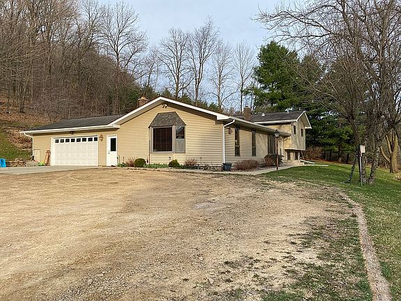 2nd image of 23710 Covered Bridge Dr