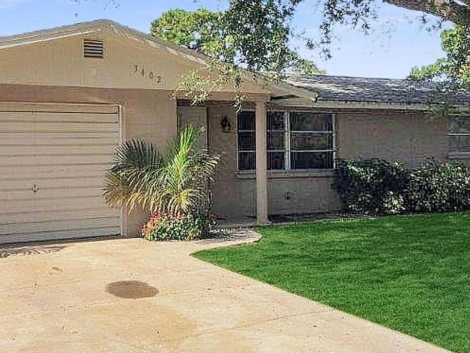 Small single car garage.