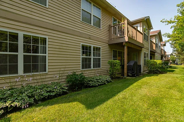 1285 N Red Oak Cir #1 — Photo 11