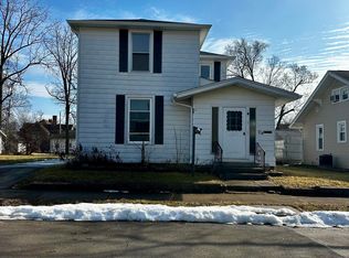 214 N D St, Marion, IN 46952