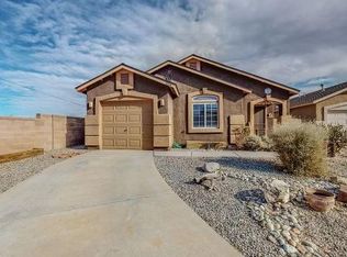 7068 Skylar Dr NE, Rio Rancho, NM 87144