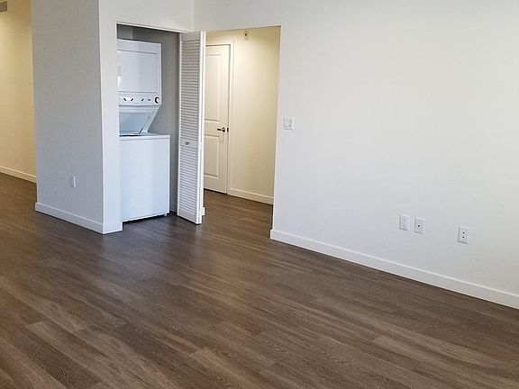 2nd image of 7851 Ventura Canyon Ave Unit 217