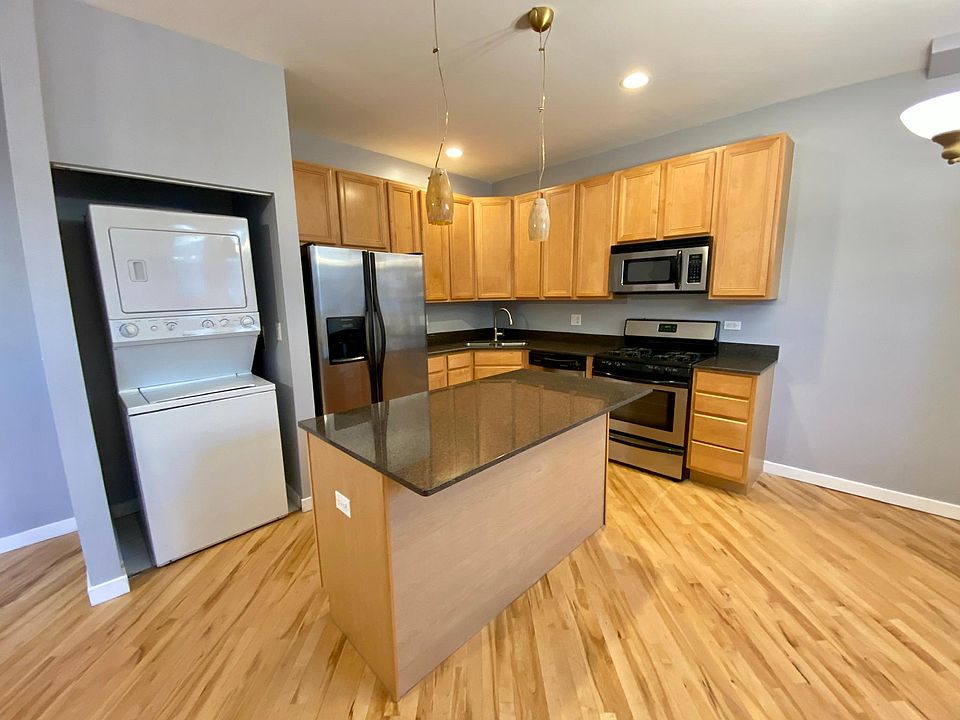 1st image of 3222 W Beach Ave #1D