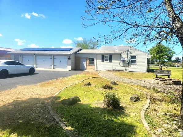 3784 Liberty Rd, Galt, CA 95632