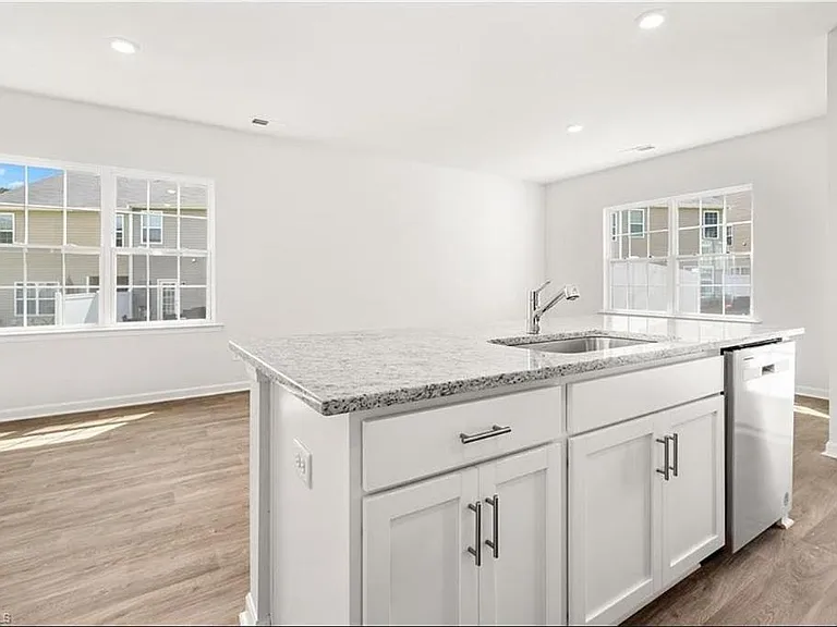 171 Moyer Dr — Photo 13