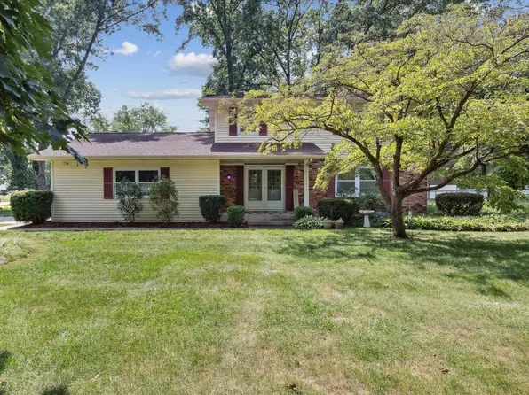 16674 Kent Dr, Granger, IN 46530