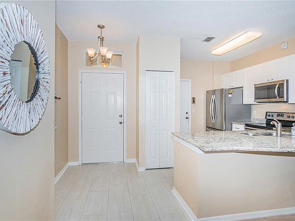 4th image of 2133 Nantucket Dr #10