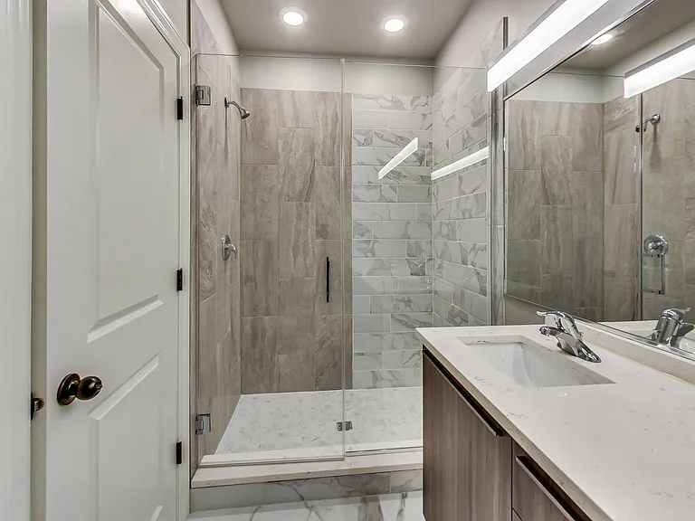 6115 S University Ave #6 — Photo 25