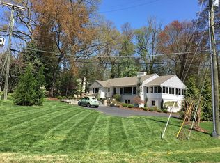 1704 River Farm Dr, Alexandria, VA 22308