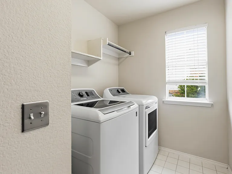 3301 Patriot Dr — Photo 18
