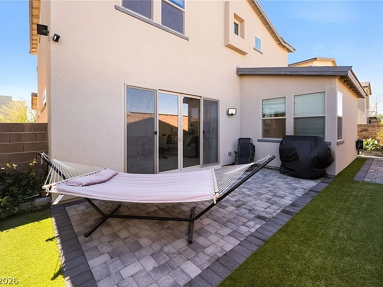 720 Emerson Creek Ct — Photo 31
