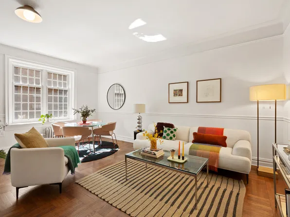 1 Grace Court 4C image 1 of 8