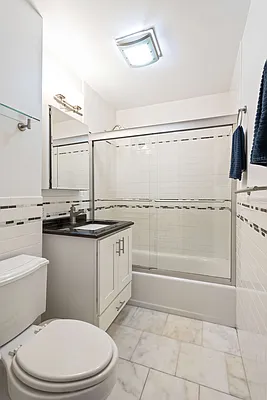 Rented by Compass | media 17