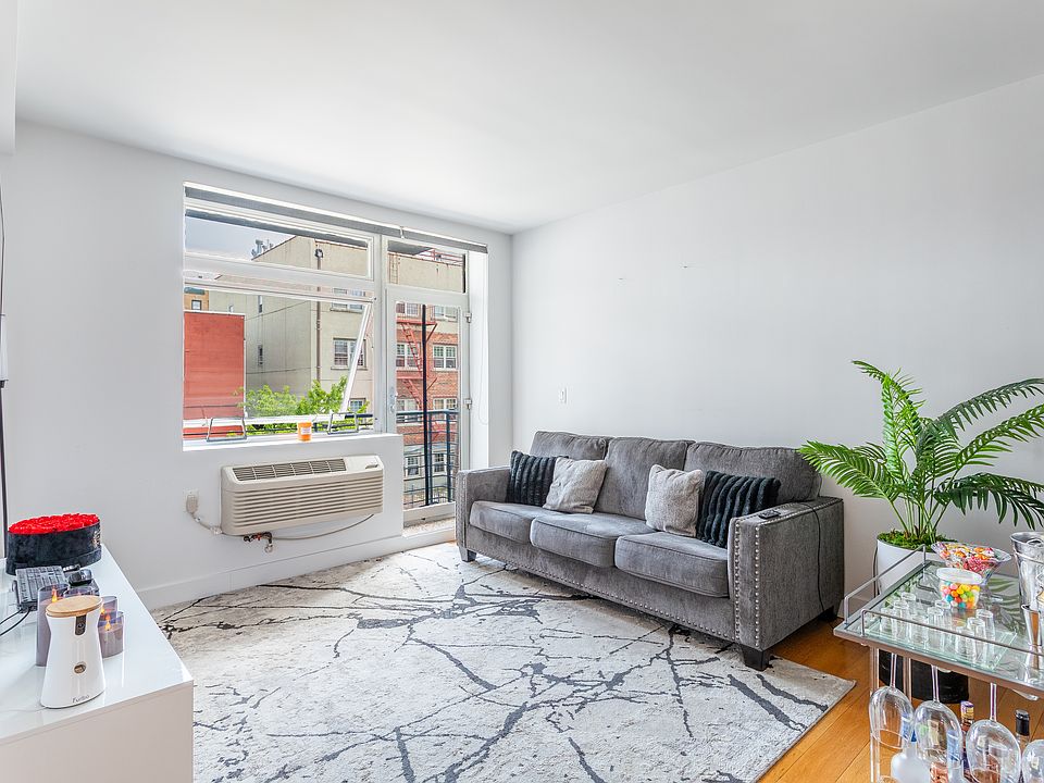 1st image of 1222 30th Ave APT 2H