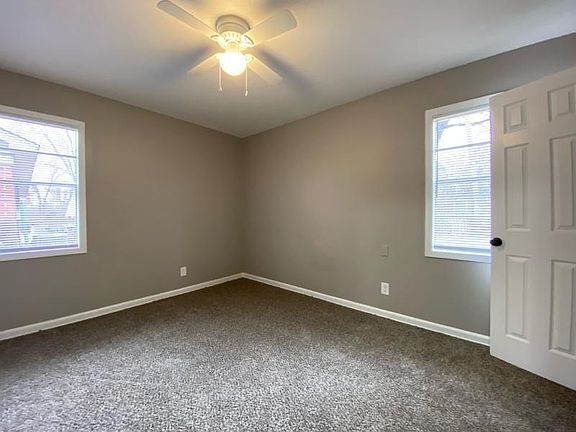 4th image of 5062 Frankie Ln
