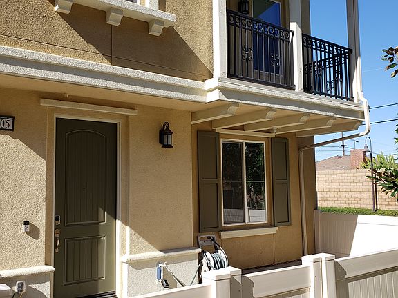 2nd image of 1605 E Lincoln Ave