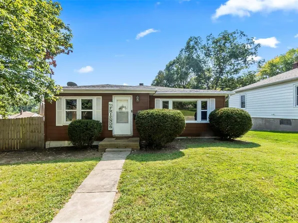 1803 Bloomfield Rd, Cape Girardeau, MO 63703