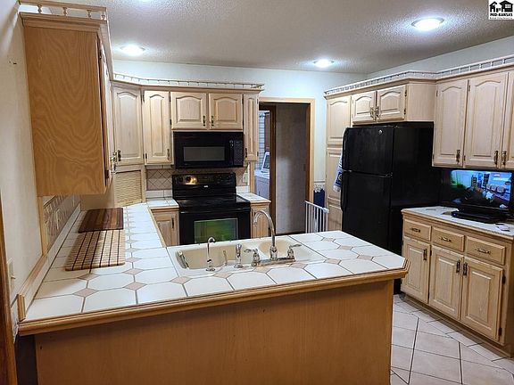 4th image of 3317 N Sandy Hollow Dr