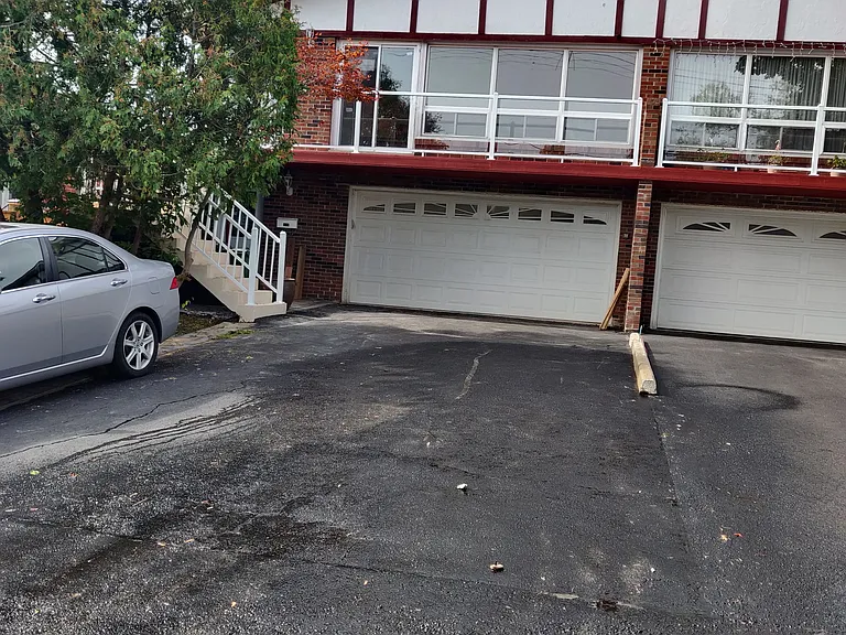 594 Birchmount Rd #LOWER — Photo 14