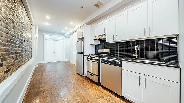 Rented by Nooklyn NYC LLC | media 3