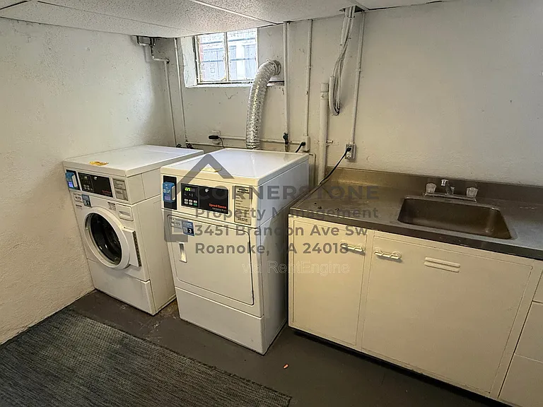 355 Highland Ave SW #1 — Photo 11