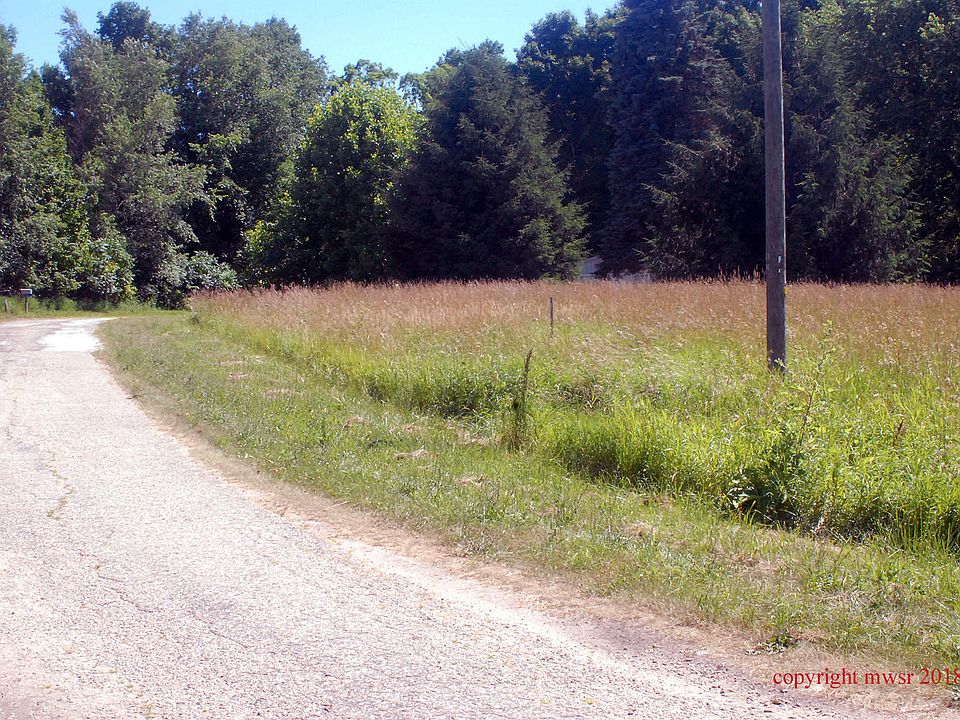 2nd image of 7035 W Stony Lake Rd