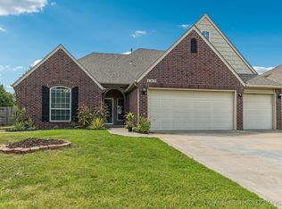 7313 E Indianola St, Broken Arrow, OK 74014