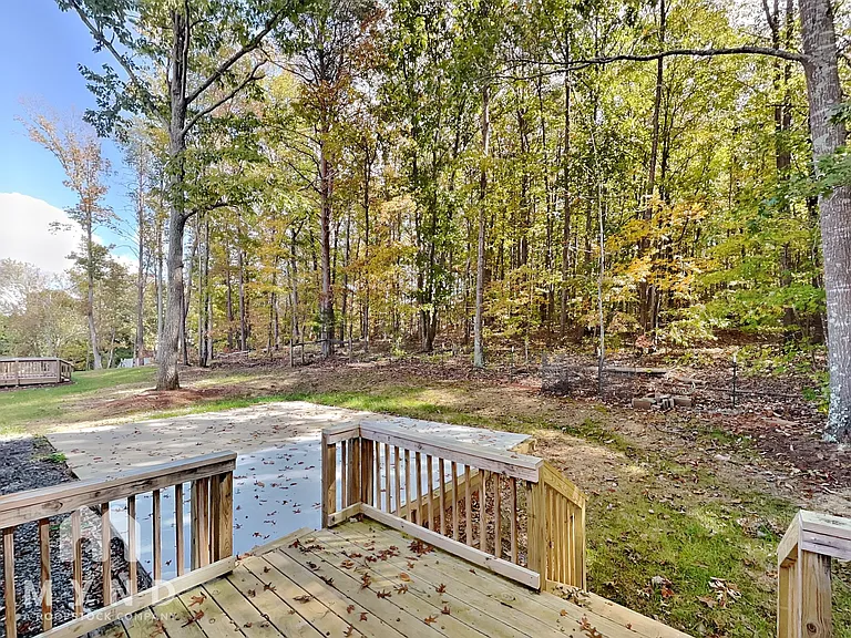 214 Aspen Dr — Photo 19