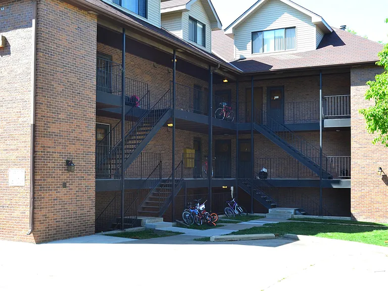2909 Q St — Photo 11