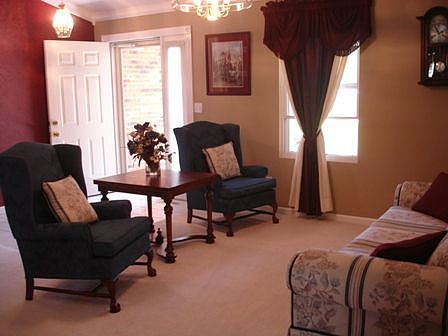Sitting Room (could be formal dining)