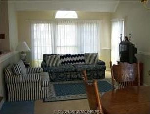 2nd image of 15055 Holleyside Dr