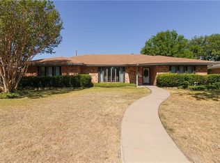 2111 Trailridge Dr, Plano, TX 75074