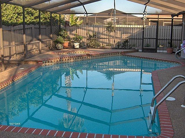 Huge Pool and Heated Spa