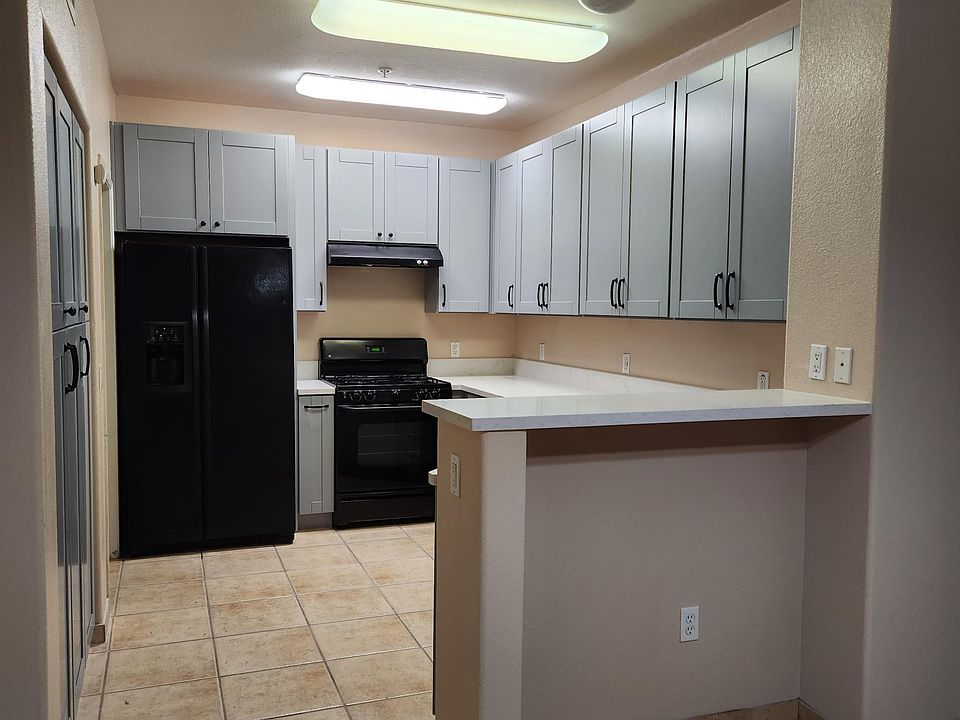 1st image of 1354 Starry Way