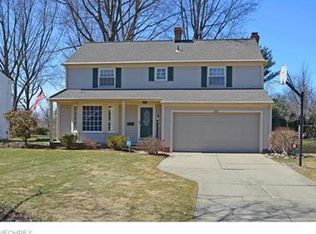 322 Plymouth Dr, Bay Village, OH